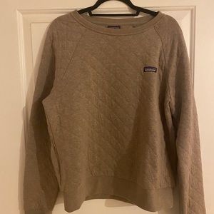 #patagonia quilted crew neck